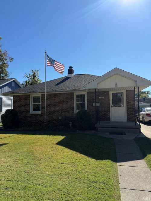 1567 Herndon Dr, Evansville, IN, 47711-4209 | Card Image