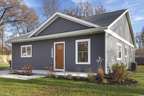 6620 Forest Rd, Elkhorn, WI, 53121-3633 | Card Image