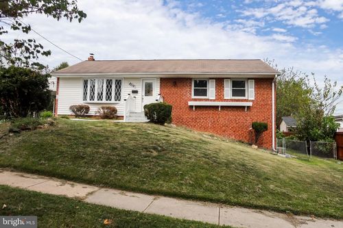 8314 Nicholson St, New Carrollton, MD, 20784-2941 | Card Image