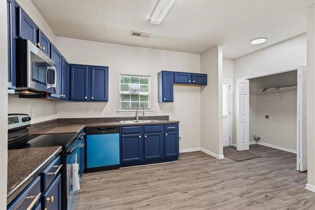 7322 Bridlewood Ct, Townhouse with 4 bedrooms, 3 bathrooms and 2 parking in Jonesboro GA | Image 6