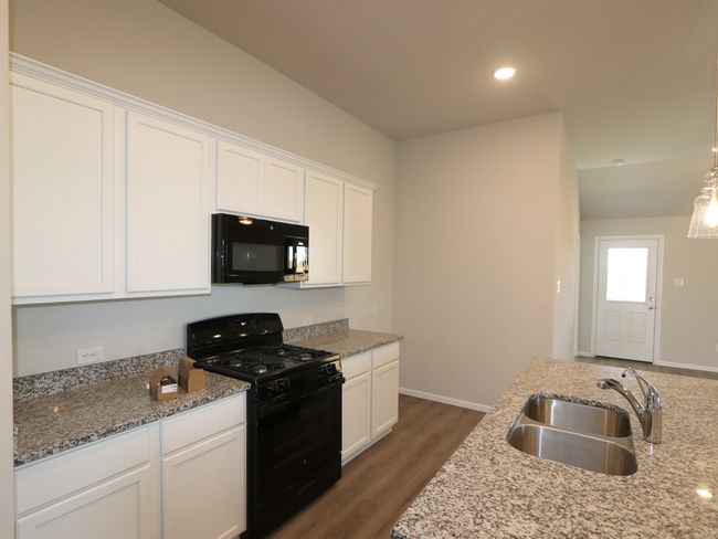 14076 Kempt Dr, House other with 3 bedrooms, 2 bathrooms and null parking in Pilot Point TX | Image 11
