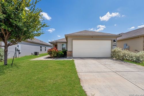 6922 Phoenix Path, Converse, TX, 78109-0120 | Card Image