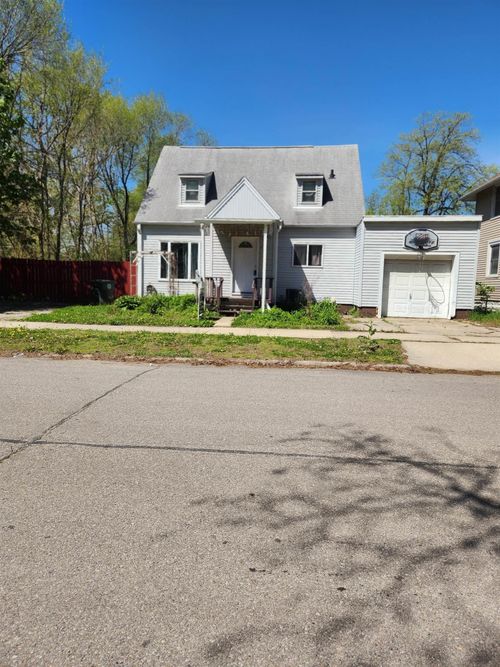 119 Reed St, Waterloo, IA, 50703-2439 | Card Image
