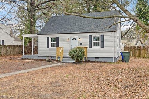 1300 Sunset Dr, Norfolk, VA, 23503-4022 | Card Image