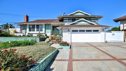 12124 Lester Ct, Chino, CA, 91710-2334 | Card Image