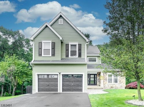 44 Linberger Dr, Bridgewater, NJ, 08807-2382 | Card Image