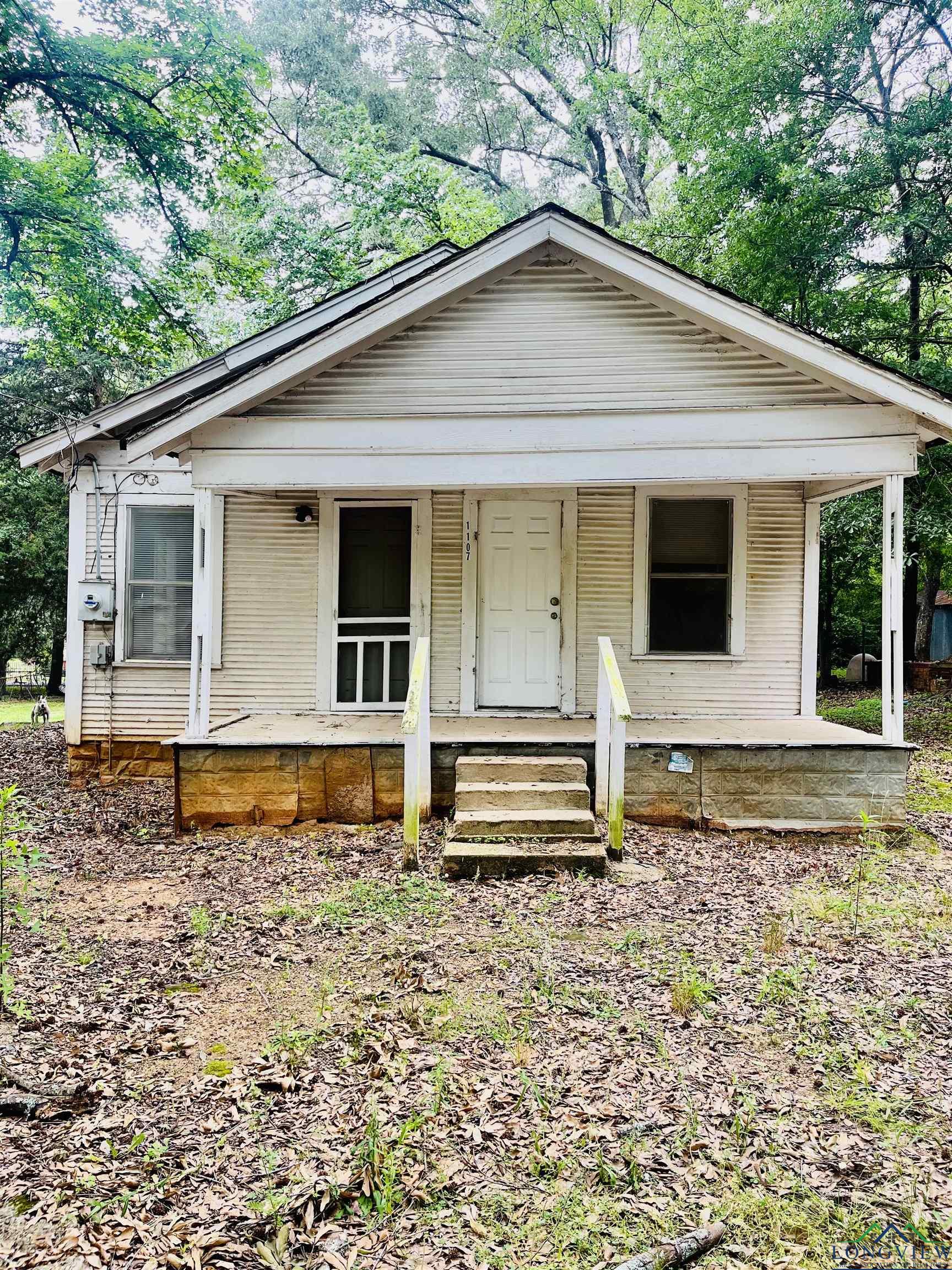 Sanford St, Marshall, TX 75670