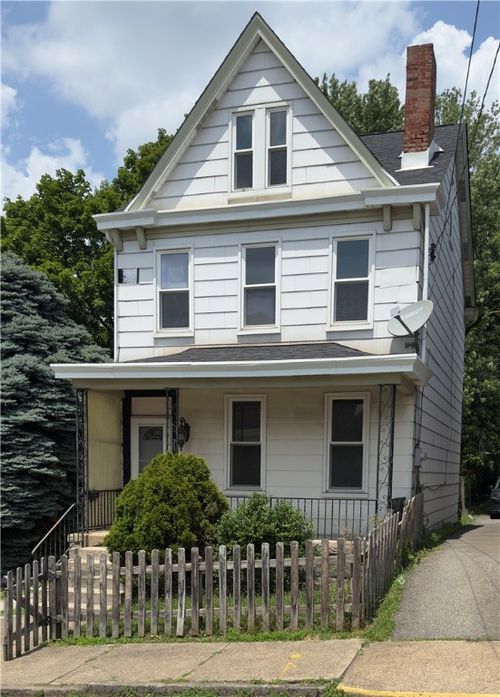 313 Anthony St, Mt Oliver, PA, 15210-2242 | Card Image