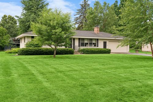 15525 7th Ave N, Plymouth, MN, 55447-3710 | Card Image