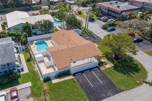 2-5122 Ne 19th Ave, Fort Lauderdale, FL, 33308-3765 | Card Image