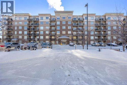 136 Sandpiper Rd, Fort Mcmurray, AB, T9K0J7 | Card Image