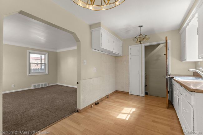 855 John Daly St, House other with 3 bedrooms, 1 bathrooms and null parking in Inkster MI | Image 8