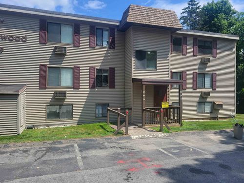 114-9 Treetop Cir, Laconia, NH, 03246 | Card Image