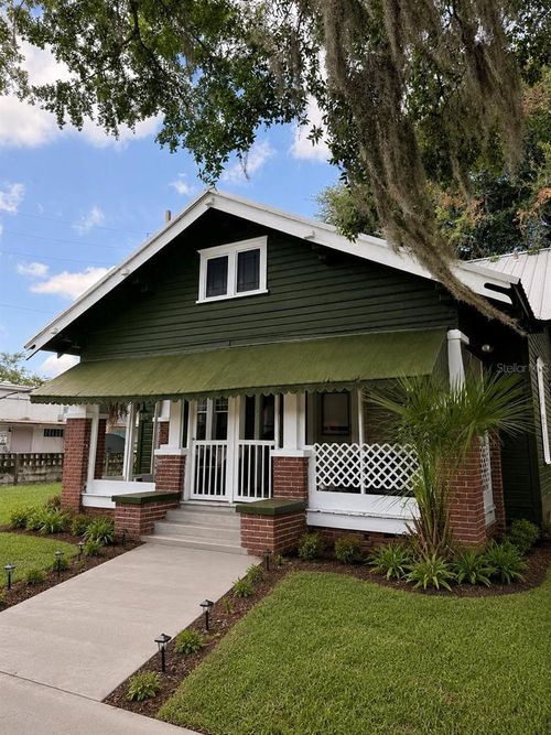 106 Nw 7th St, GAINESVILLE, FL, 32601-5138 | Card Image