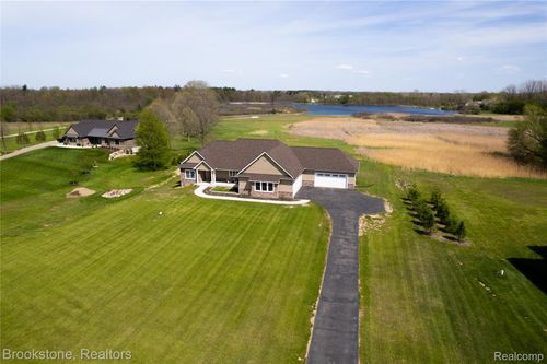 1266 Christine Dr, Lapeer, MI, 48446-4206 | Card Image