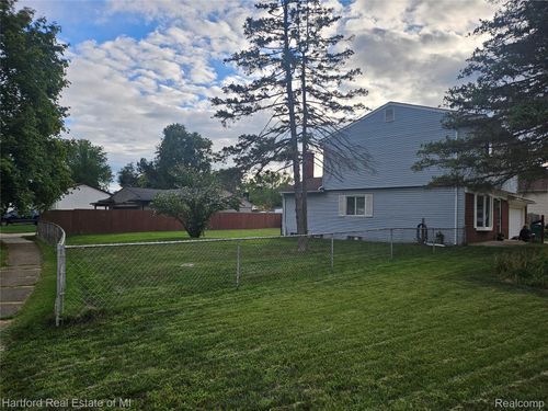 28625 Zellmer St, Romulus, MI, 48174-3039 | Card Image