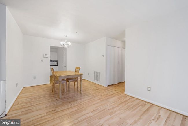 21 - 5616 Larson Ct, Condo with 2 bedrooms, 1 bathrooms and null parking in CAPITOL HEIGHTS MD | Image 8