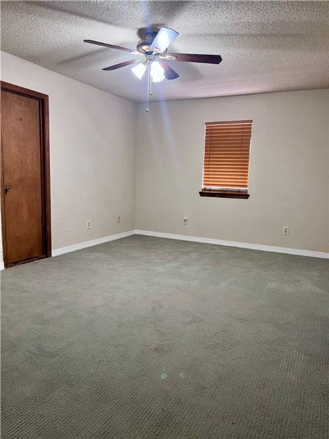 806 Dakota St, House other with 4 bedrooms, 3 bathrooms and 4 parking in Robstown TX | Image 13
