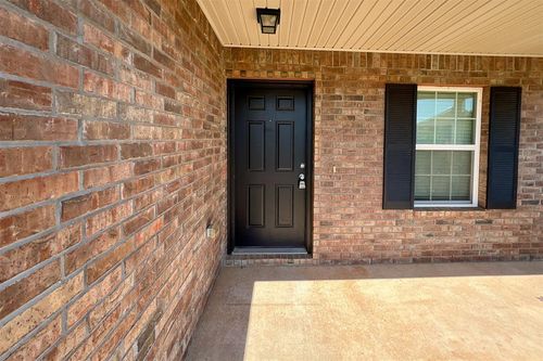 9317 Nw 71st Street, Yukon, OK, 73099 | Card Image