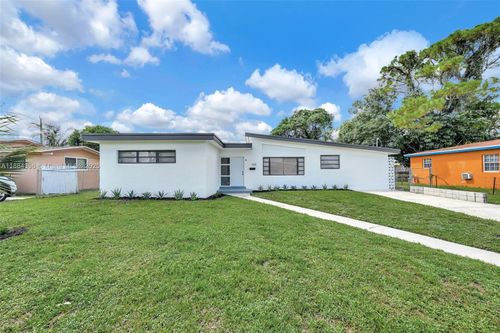 1918 Nw 185th St, Miami Gardens, FL, 33056-2706 | Card Image