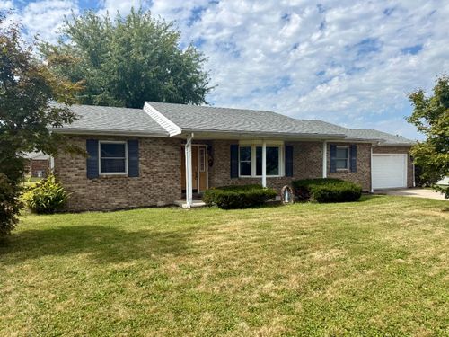 205 Whippoorwill Dr, Batesville, IN, 47006-8851 | Card Image