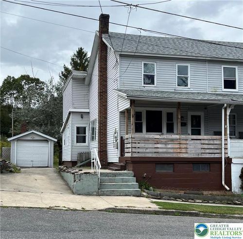 16 Andrewsville St, Lansford, PA, 18232-1701 | Card Image