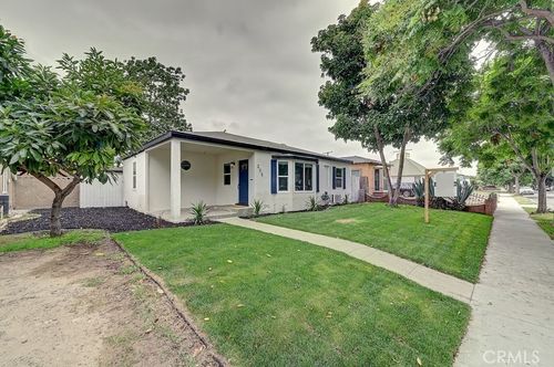 205 E Adams St, Long Beach, CA, 90805-2228 | Card Image