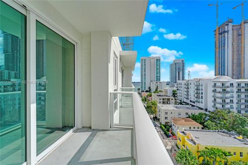 907-321 Ne 26th St, Miami, FL, 33137-5273 | Card Image