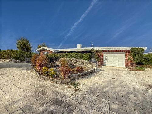 3205 Bougainvillea St, SARASOTA, FL, 34239-5702 | Card Image