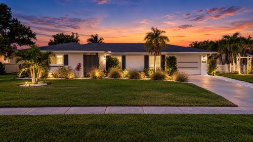 6926 Antigua Pl, Sarasota, FL, 34231-8126 | Card Image