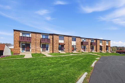 b-615 Villa Road, Springfield, OH, 45503 | Card Image