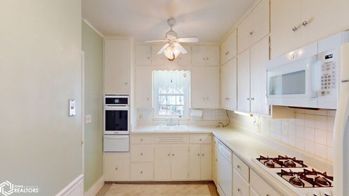 216 E Main St, Manly, IA, 50456-7718 | Card Image