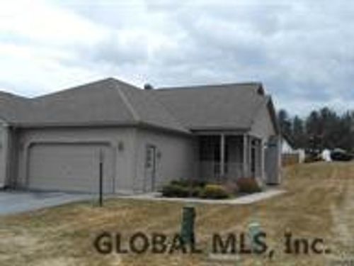 26 Secretariat Lane, Stillwater, NY, 12170 | Card Image