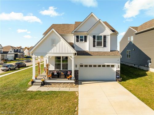 3800 Rachael Lane, Uniontown, OH, 44685 | Card Image