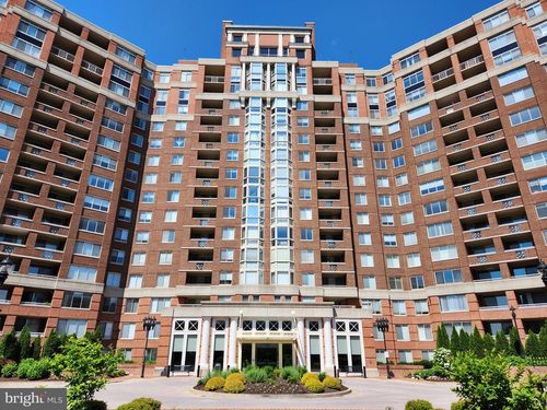 304-5809 Nicholson Ln, NORTH BETHESDA, MD, 20852-5704 | Card Image