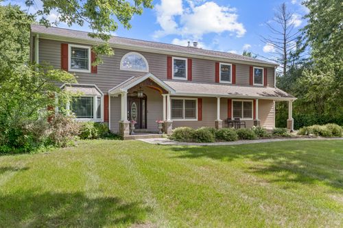 431 E Oakwood Dr, Barrington, IL, 60010-1486 | Card Image