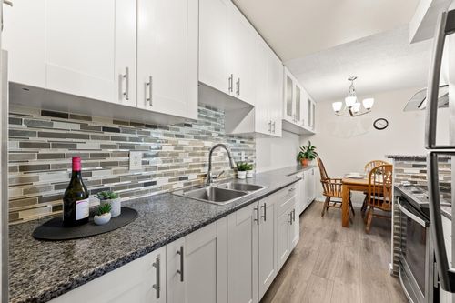 1202-6759 Willingdon Ave, Burnaby, BC, V5H3Y9 | Card Image