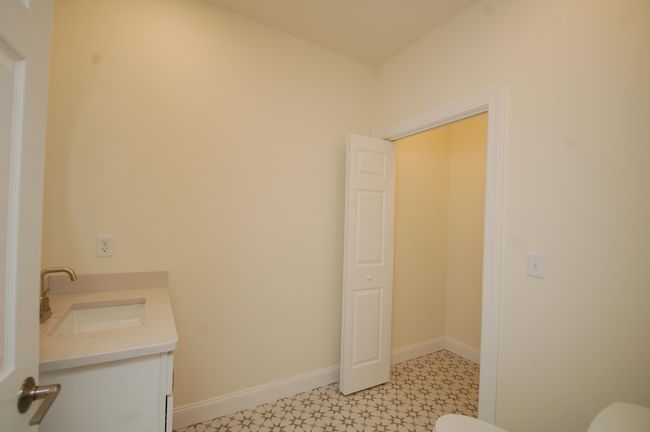 7E - 39 Sheffield St, Condo with 2 bedrooms, 3 bathrooms and null parking in Hudson NH | Image 14