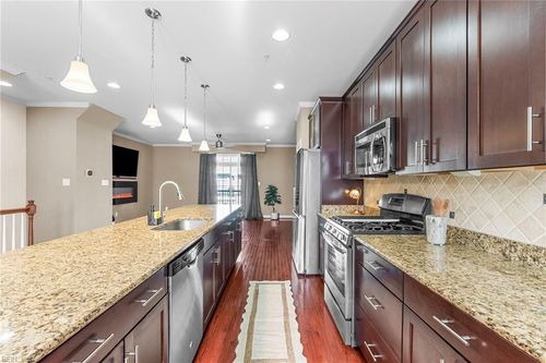 4907 Settlers Market Blvd, Williamsburg, VA, 23188-2291 | Card Image