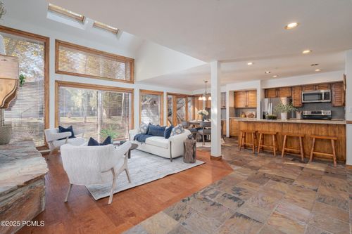 12-2364 Gilt Edge Cir, Park City, UT, 84060-5600 | Card Image