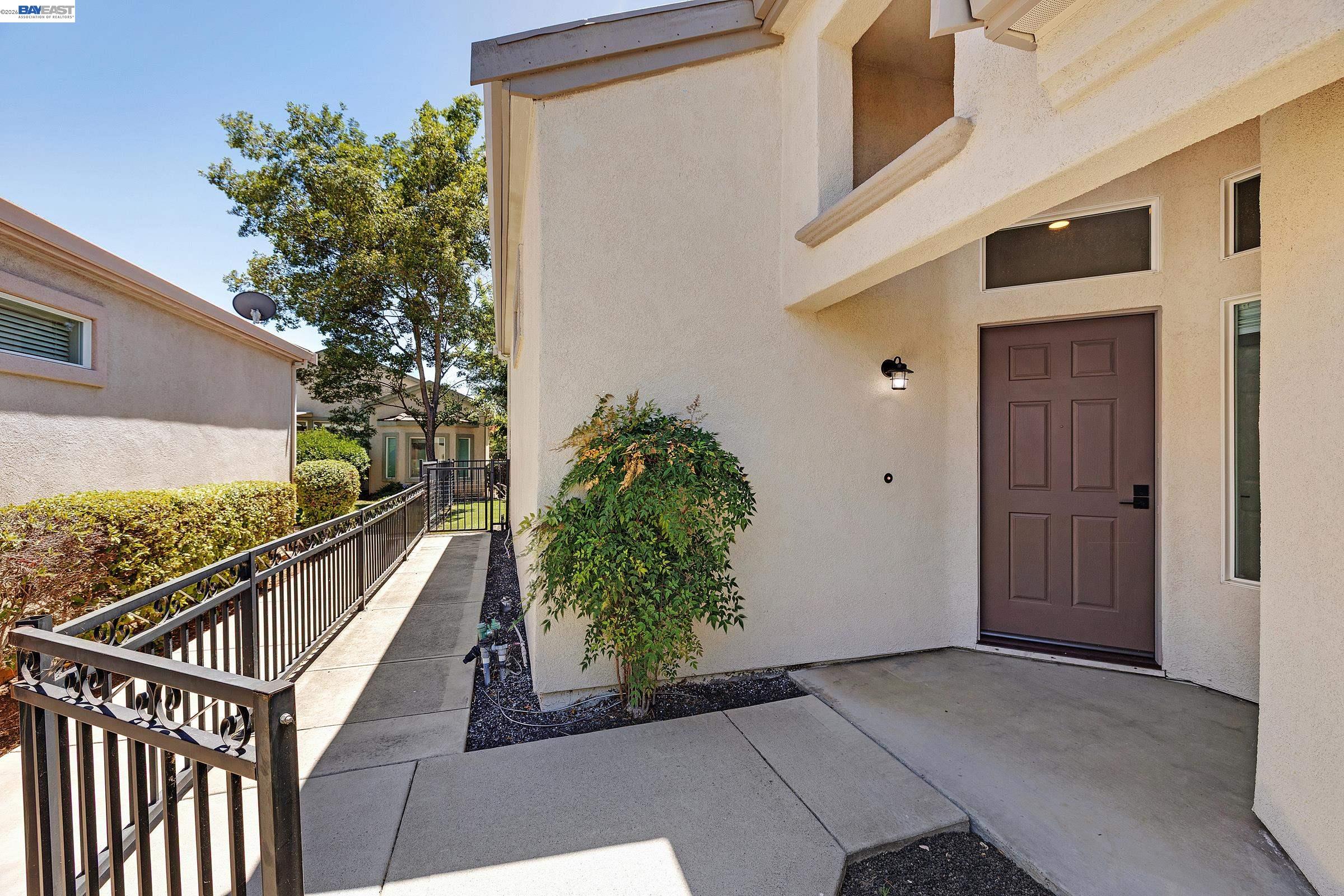 Residential in Brentwood 3