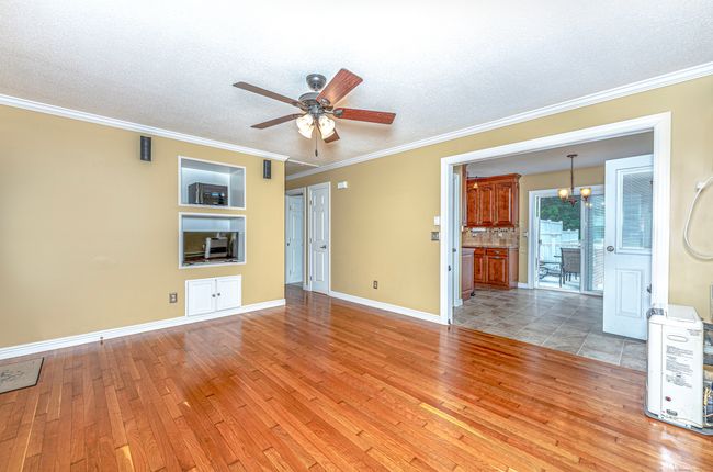 30 Lewis Road, House other with 3 bedrooms, 2 bathrooms and 4 parking in Bristol CT | Image 7