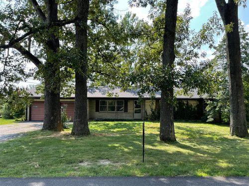 98 Woodland Circle Dr, Scottsville, KY, 42164-9335 | Card Image