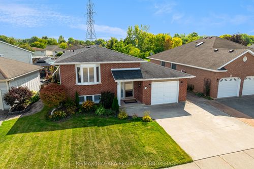 8142 Marcon St, Niagara Falls, ON, L2H3A9 | Card Image