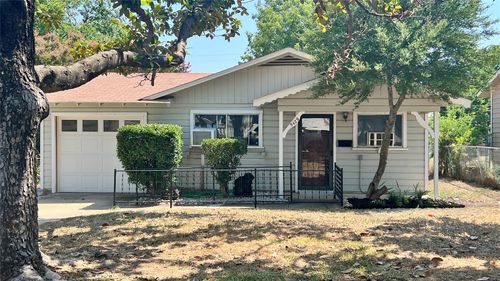 5429 Farnsworth Ave, Fort Worth, TX, 76107-7001 | Card Image