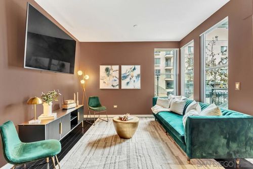 116-101 Market St, San Diego, CA, 92101 | Card Image