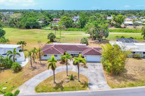 3432 Pine Valley Dr, SARASOTA, FL, 34239-4333 | Card Image