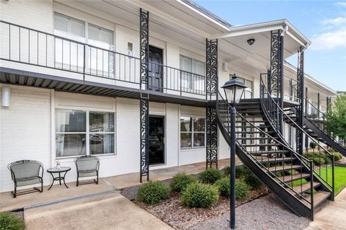 c3-4009 Old Shell Rd, Mobile, AL, 36608-1341 | Card Image