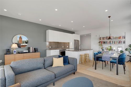 apt-304-1300 N Ogden St, Denver, CO, 80218-1338 | Card Image