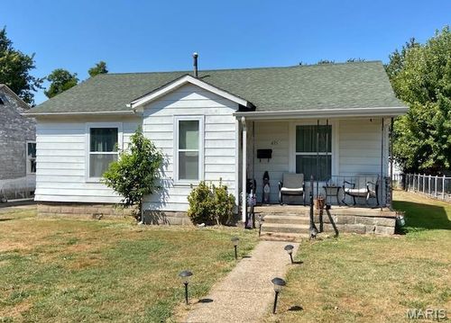 435 W Elk St, Dexter, MO, 63841-1525 | Card Image
